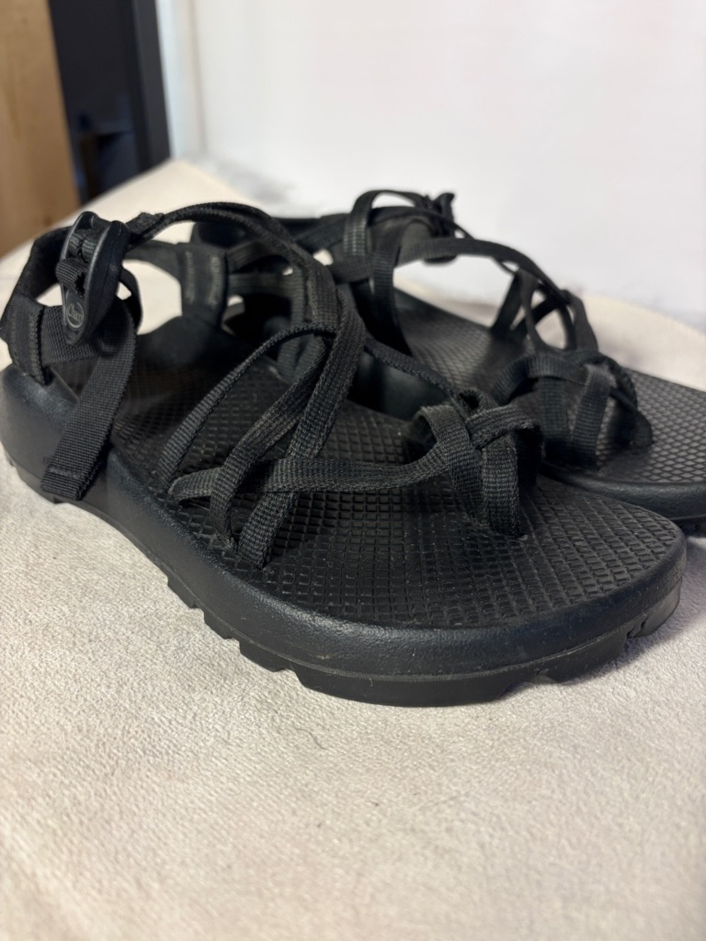 Vibram All-Black Strappy Sport Sandals